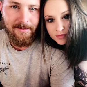 Meet your Posher, Lea